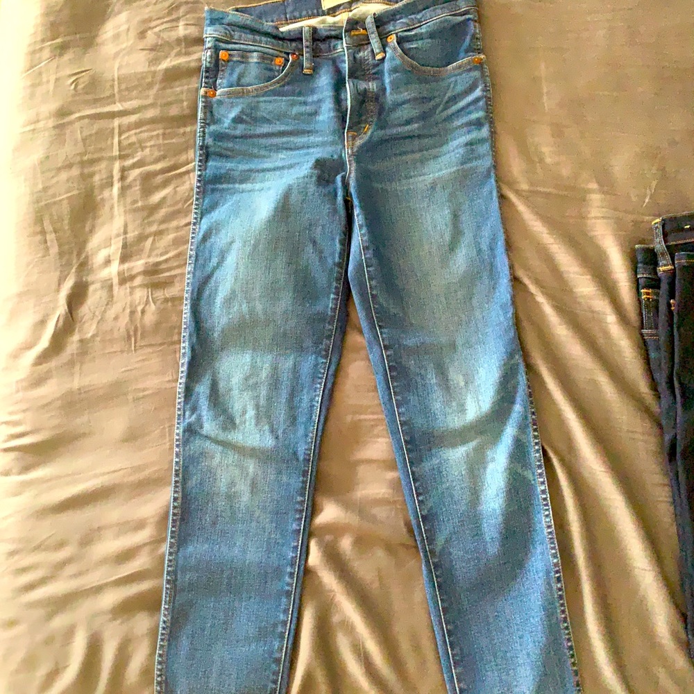 Skinny jeans